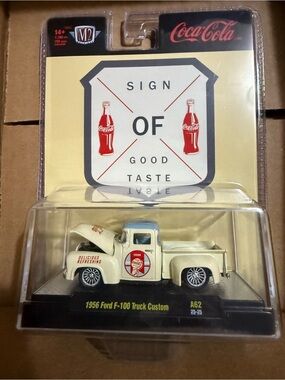 Coca-Cola 1956 Ford F-100 Custom Truck - Cream & Light Blue M2 Machines Chase